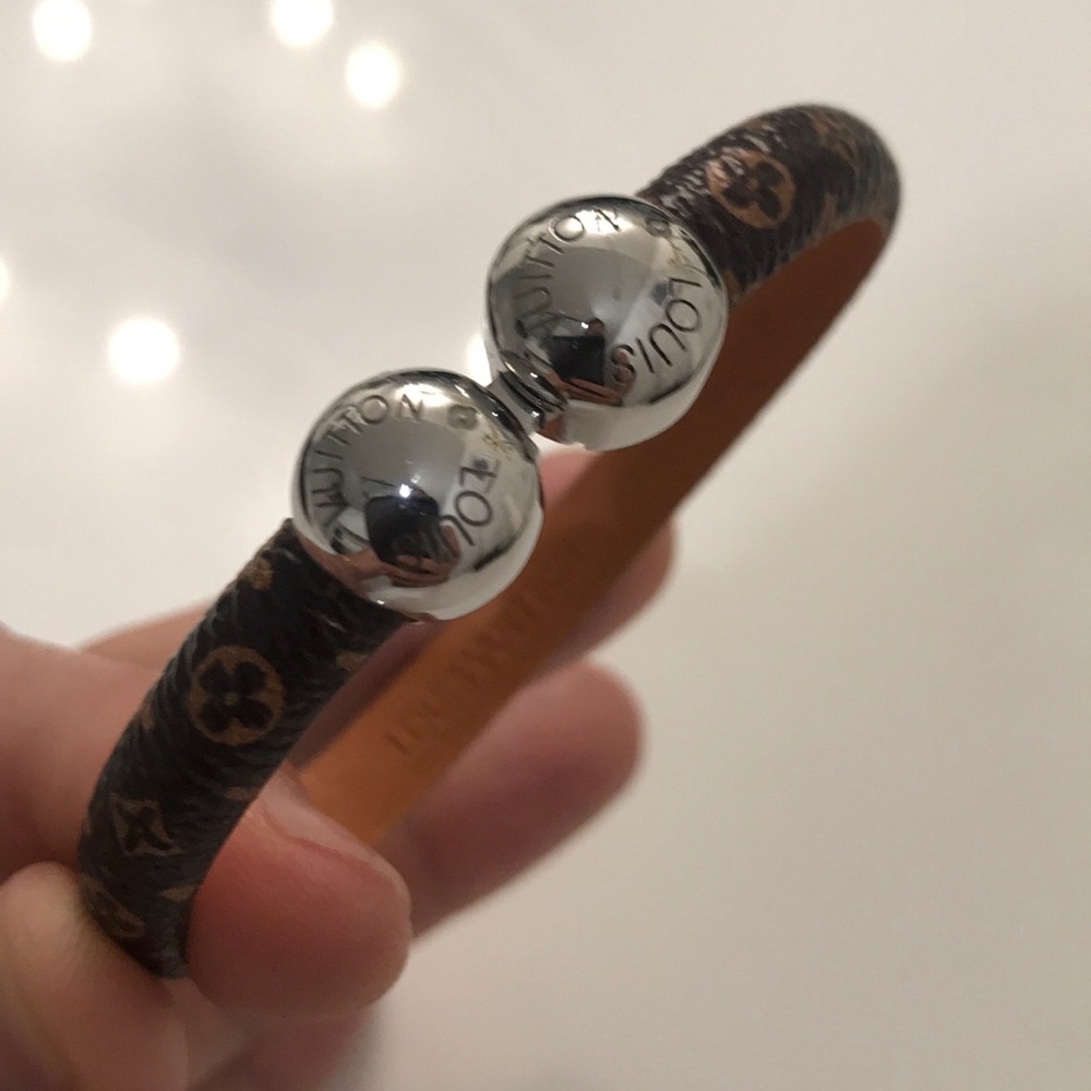 LOUIS VUITTON HISTORIC MINI MONOGRAM BRACELET